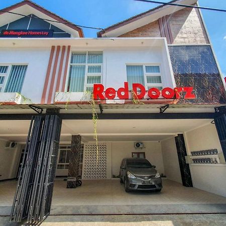 Reddoorz Syariah Near Solo Paragon Mall 2 Bonorejo Kültér fotó