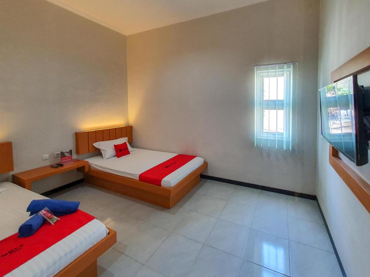 Reddoorz Syariah Near Solo Paragon Mall 2 Bonorejo Kültér fotó