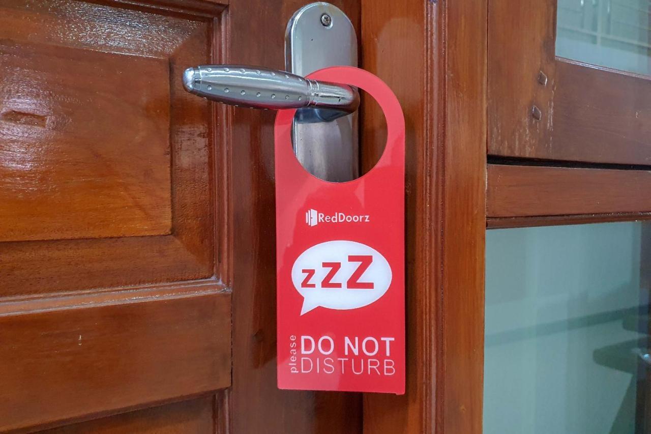 Reddoorz Syariah Near Solo Paragon Mall 2 Bonorejo Kültér fotó